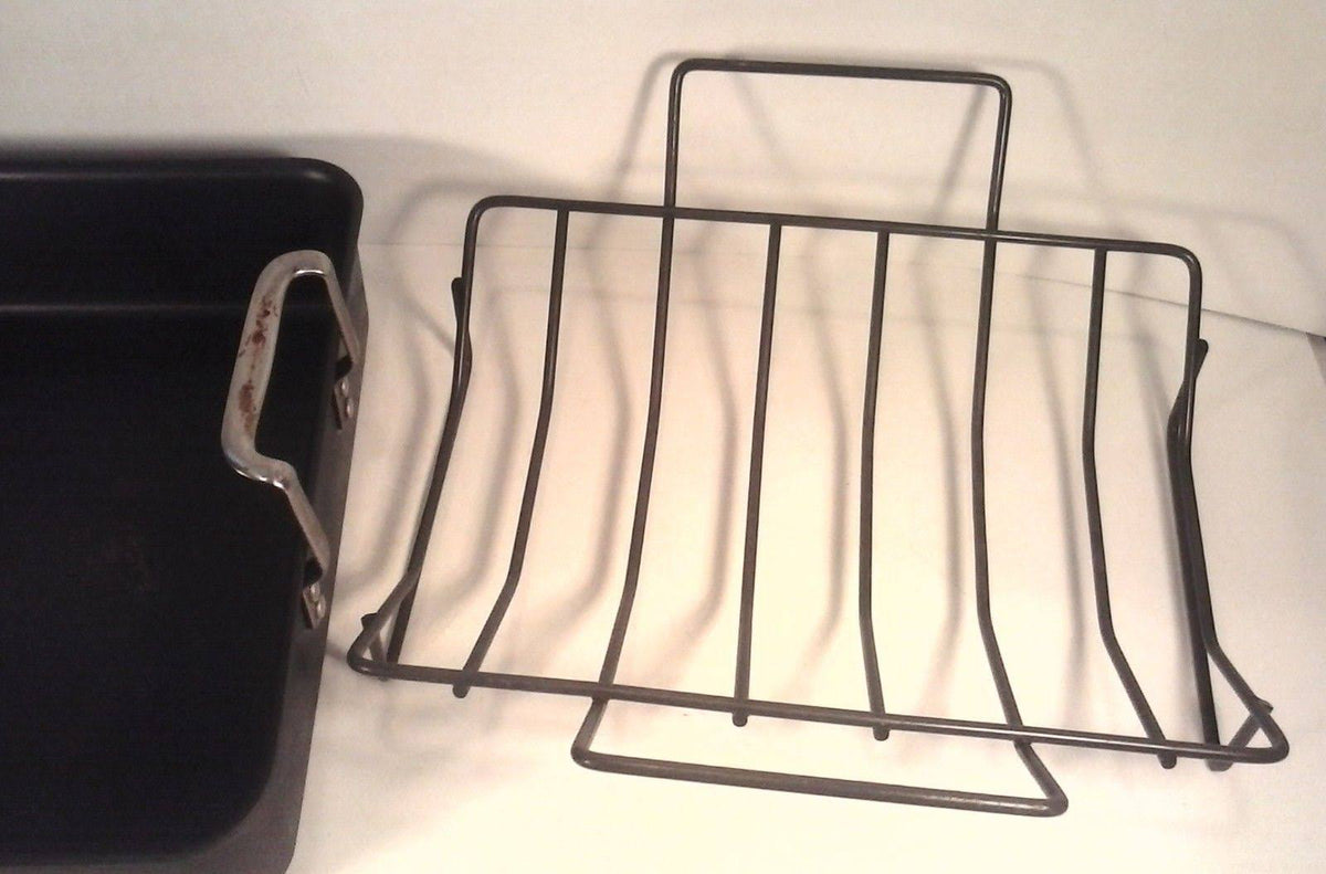 Nonstick Roaster with Rack P198