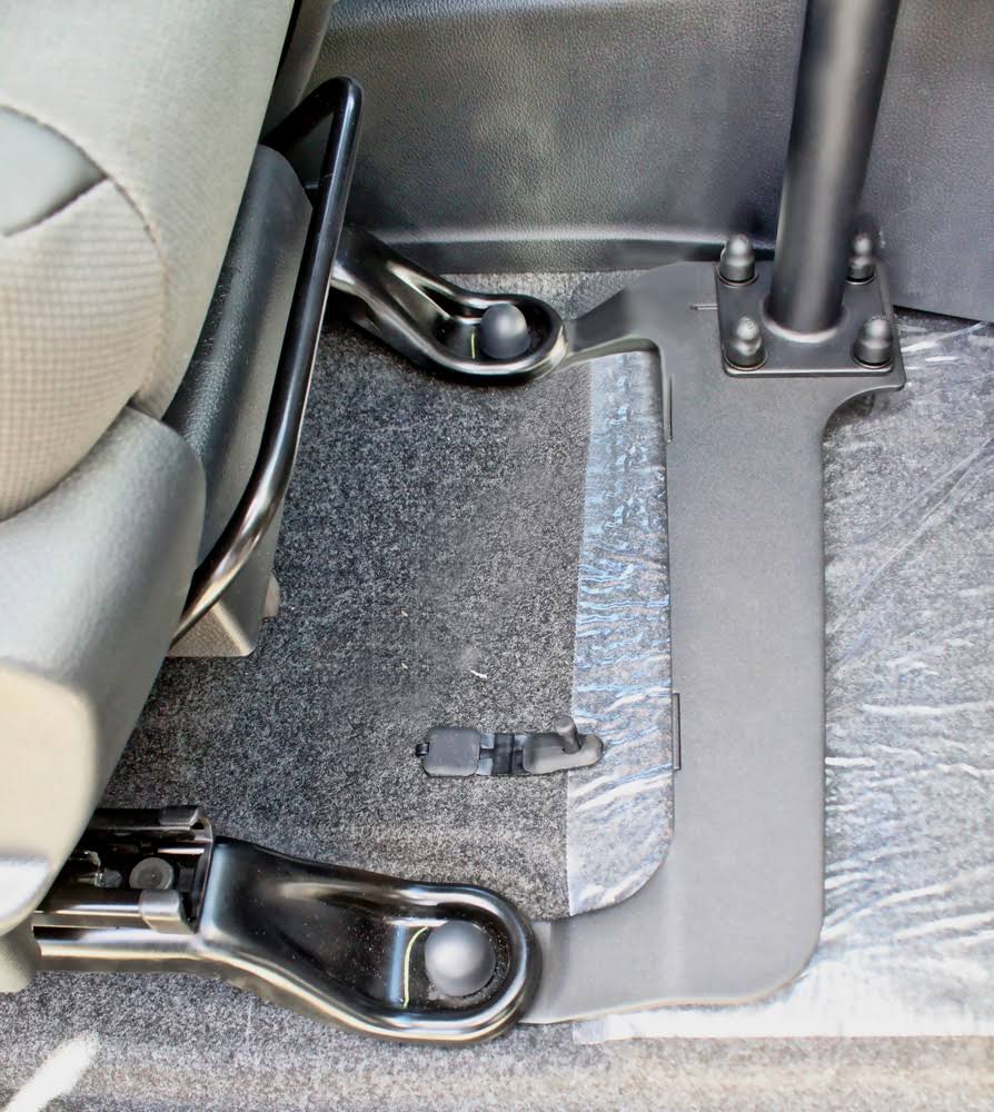 Ram Mount No-Drill Vehicle Base for Nissan NV2000 P58695