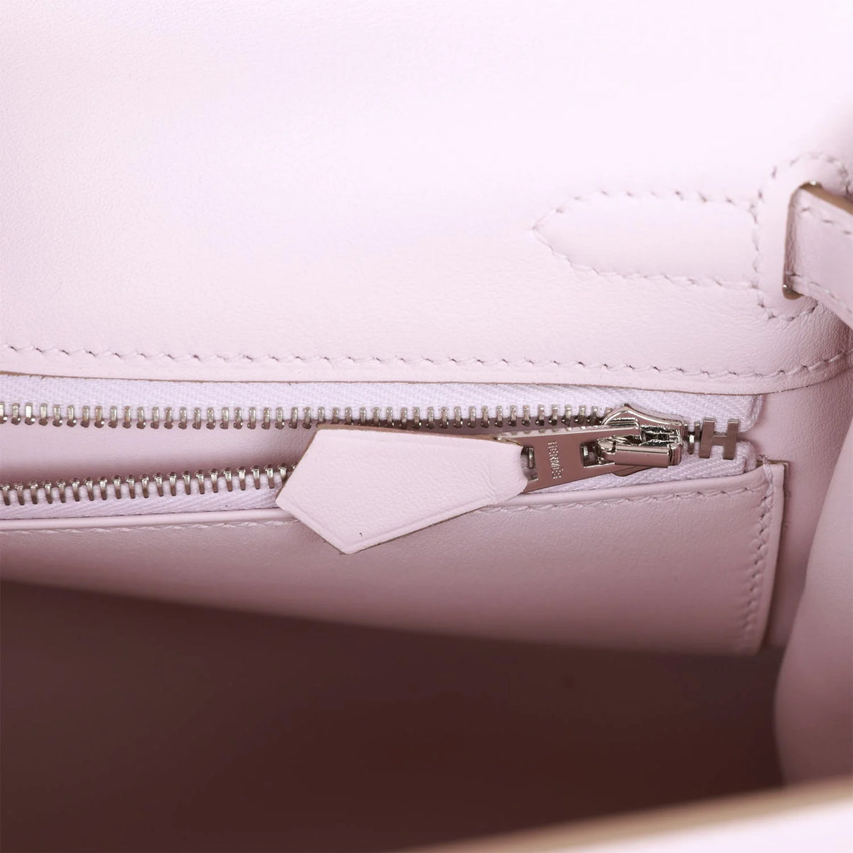 Mauve Pale Swift Palladium Hardware Handbag Q697