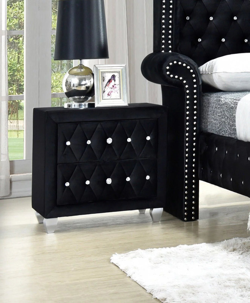 Black Velvet 4Pc Queen Size Bed Dresser Mirror Nightstand Set R125698