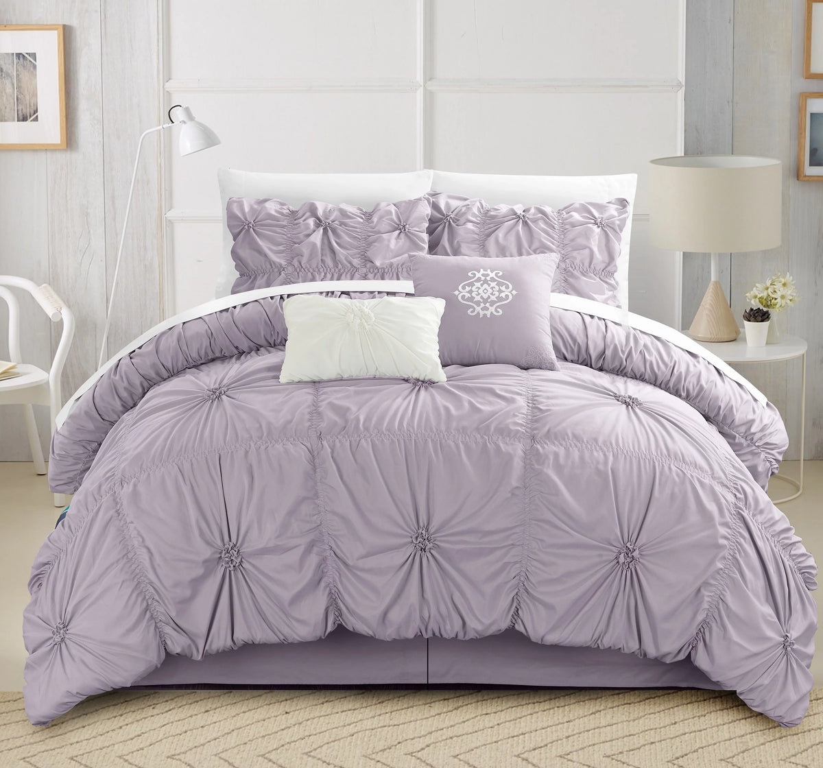 Lavender King 6-Piece Floral Comforter H908