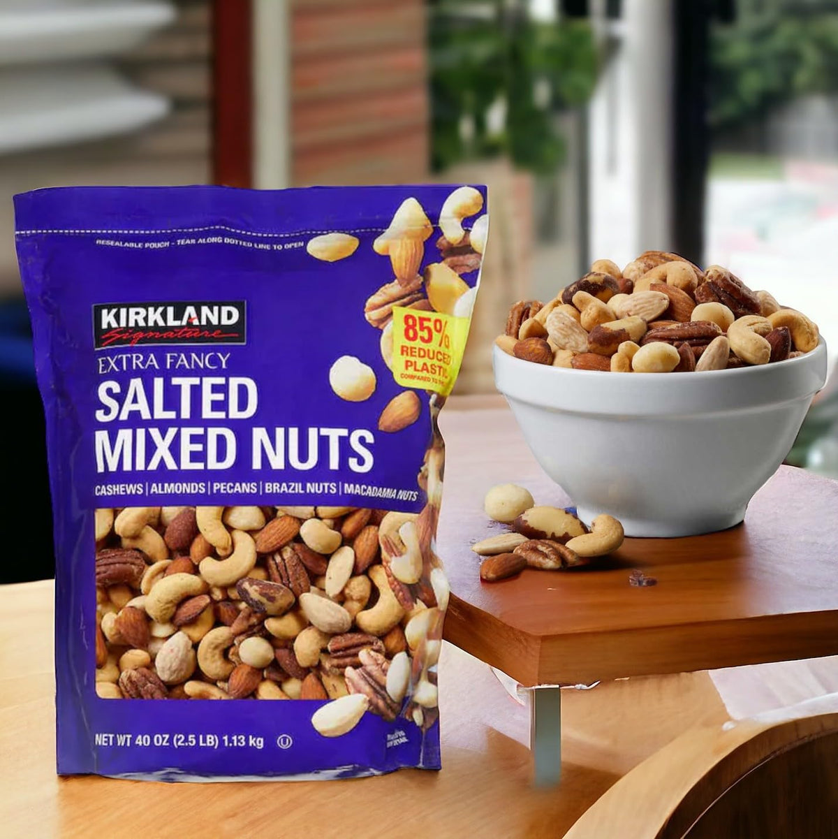 Salted Mixed Nuts, 2.5 lbs T884694