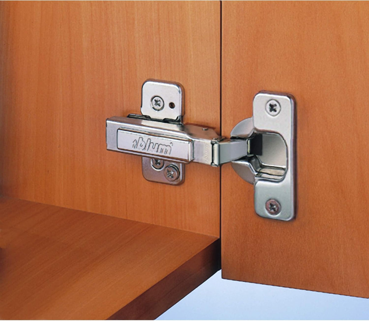 50 Pack 110 Degree Self Closing Cabinet Hinge Y2593