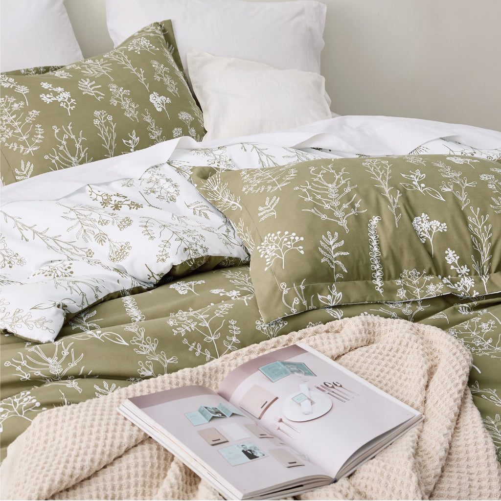 Sage Green Floral Queen Size Comforter Set J91147
