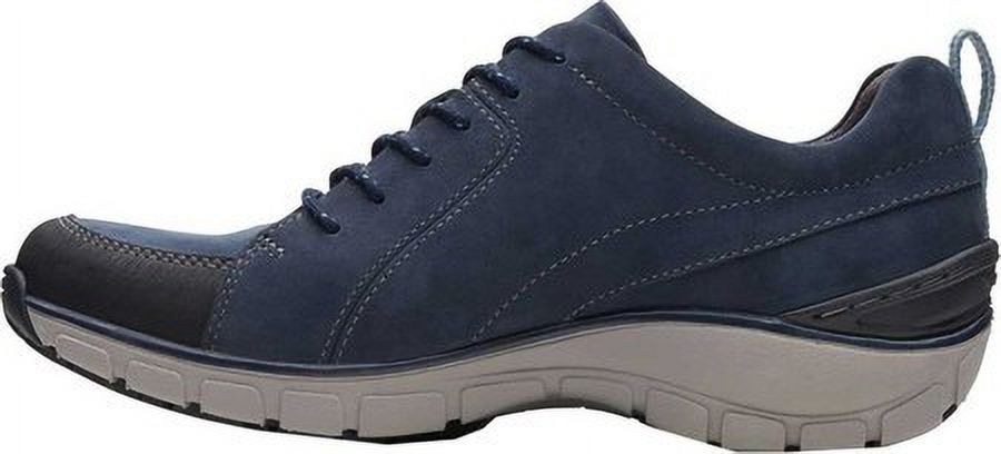 Wave Go Sneaker M93615