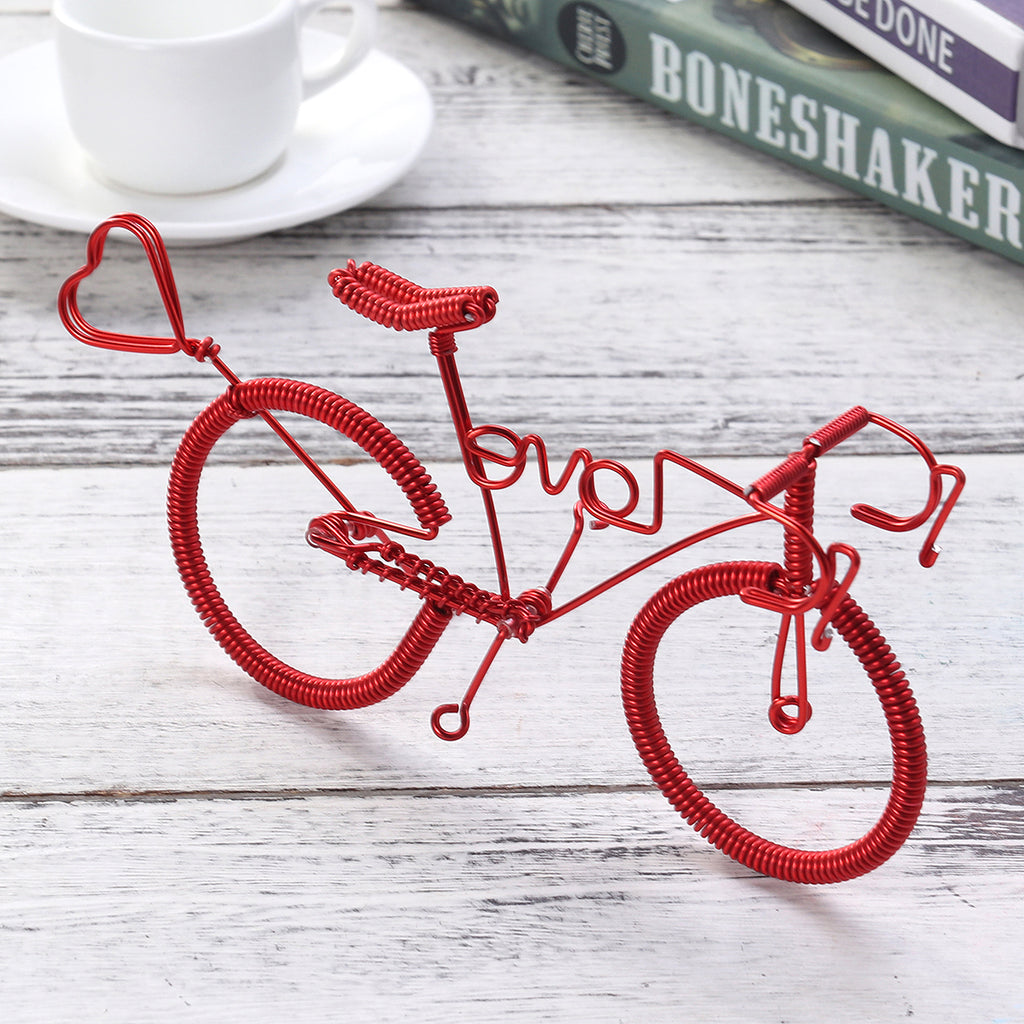 Red Metal Crafts Figurine Ornaments P907