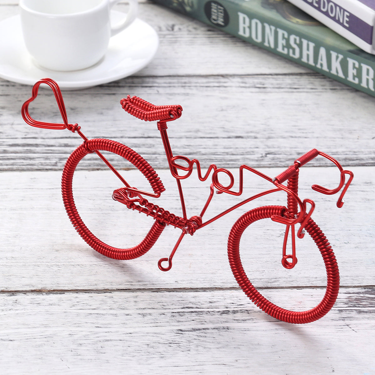 Red Metal Crafts Figurine Ornaments P907