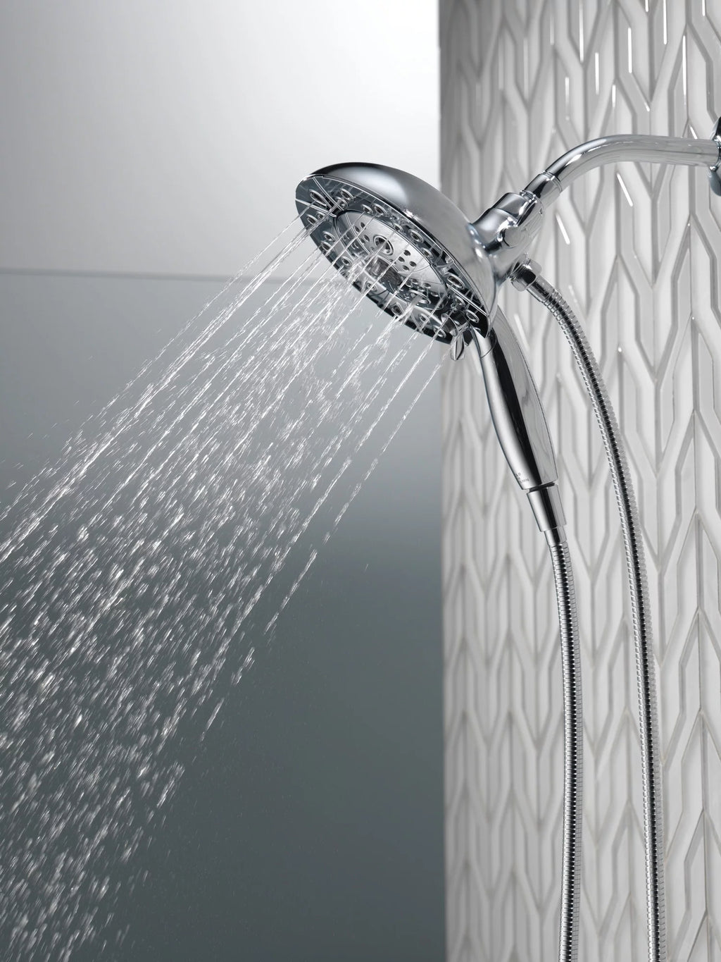 5-Spray Hand Shower and Shower Head Combo in Chrome O439656