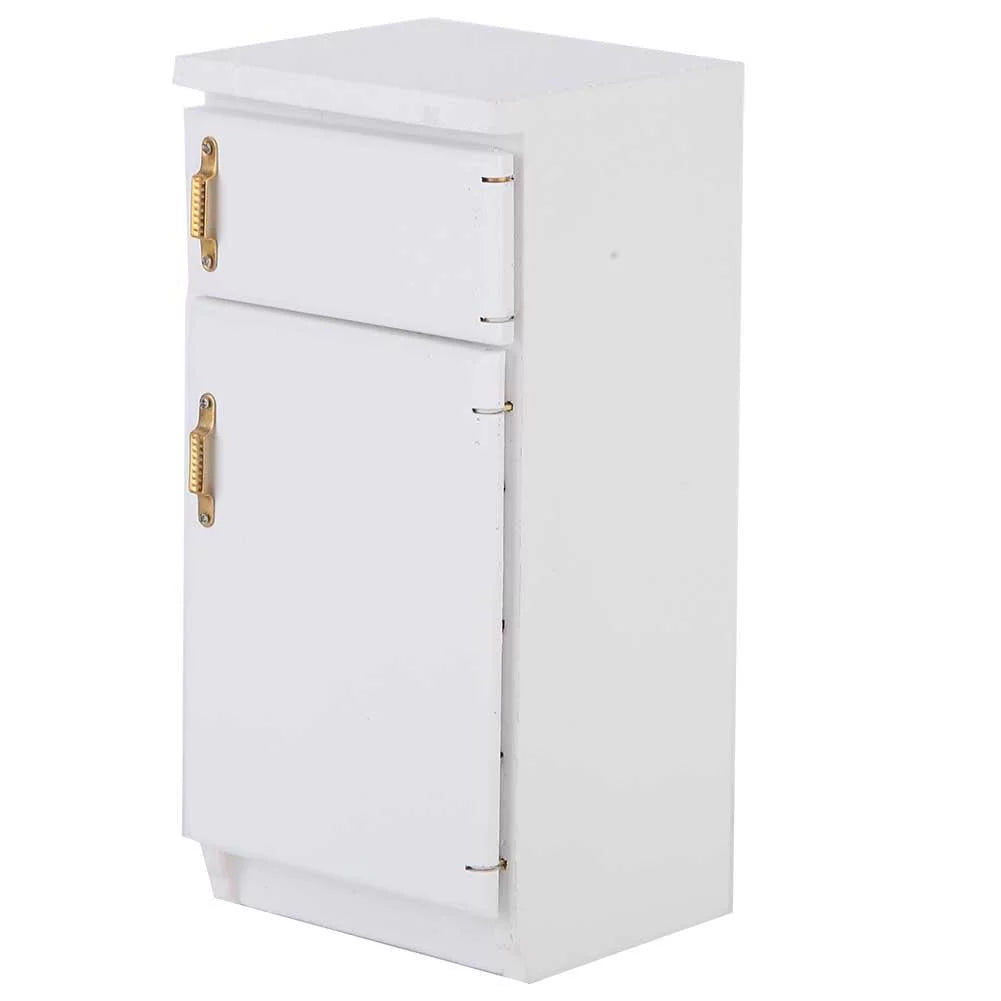 White Mini Refrigerator K902