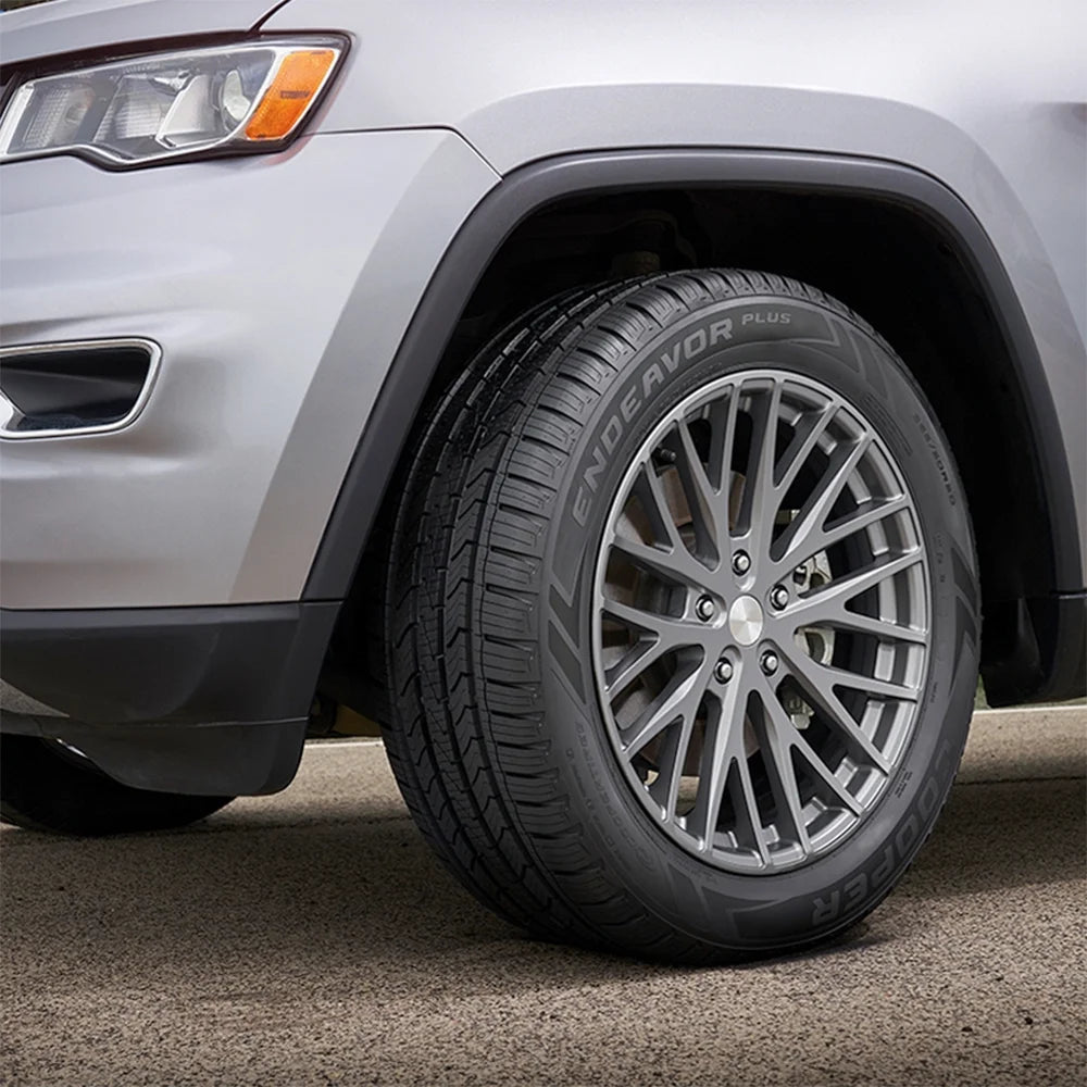 275/55R20 117H XL All Season Tires Set of 4 Q687499